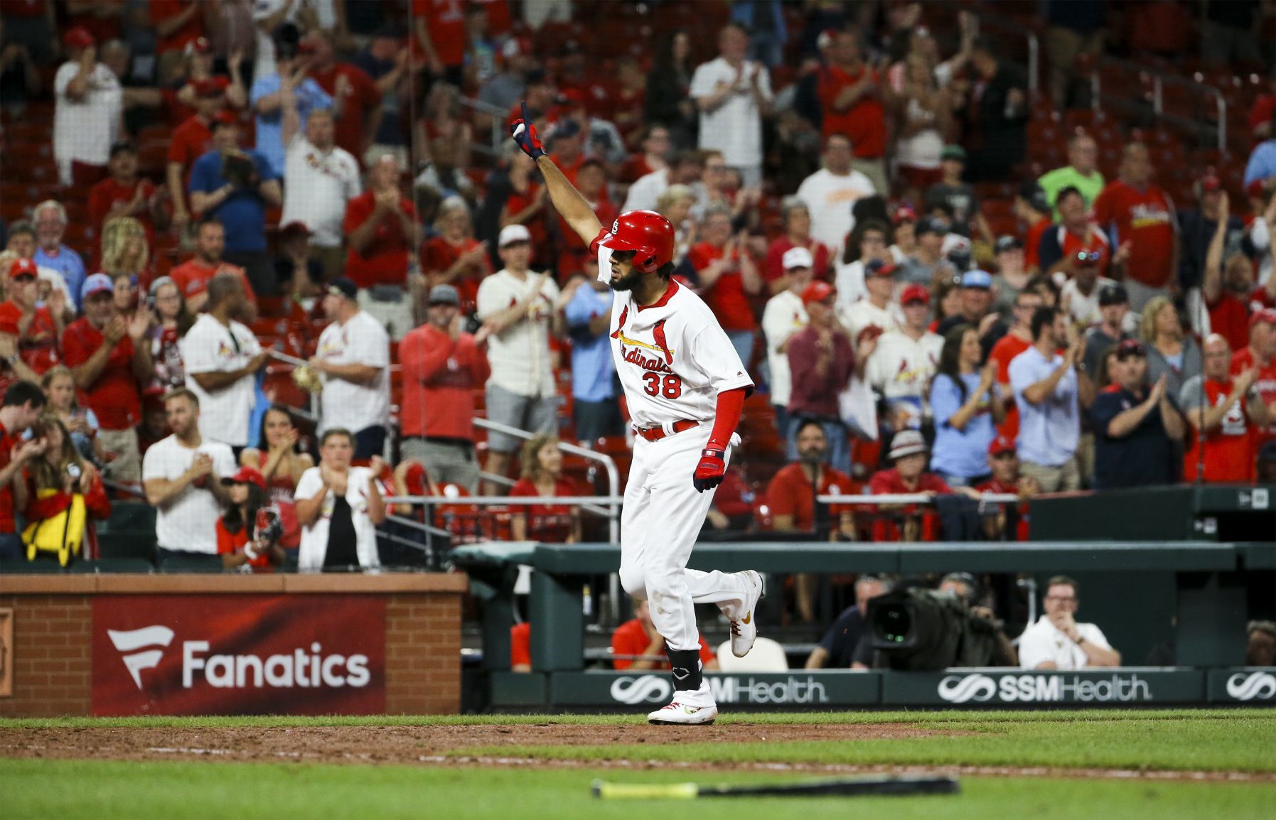 Cardinals close out Angels series